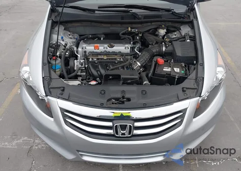 2011 Honda Accord Lx z USA, uszkodzony, nr VIN 1HGCP2F38BA069846